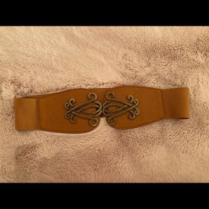 Charming Charlie Accent Belt